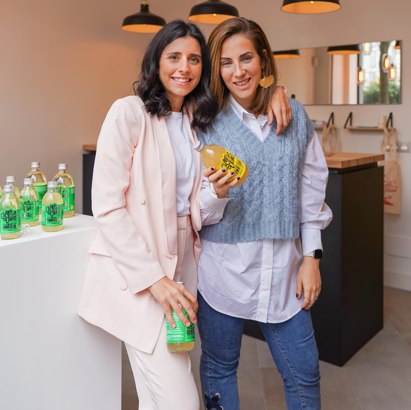 Beatriz Magros y Nuria, fundadoras de Komvida.