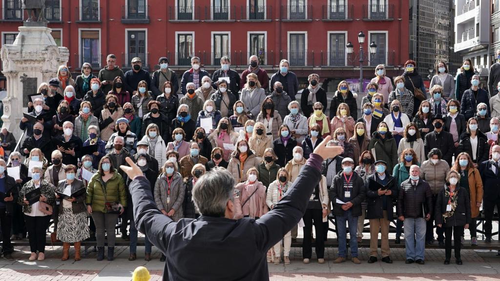 25 corales vallisoletanas han participado en el concierto de la Plaza Mayor