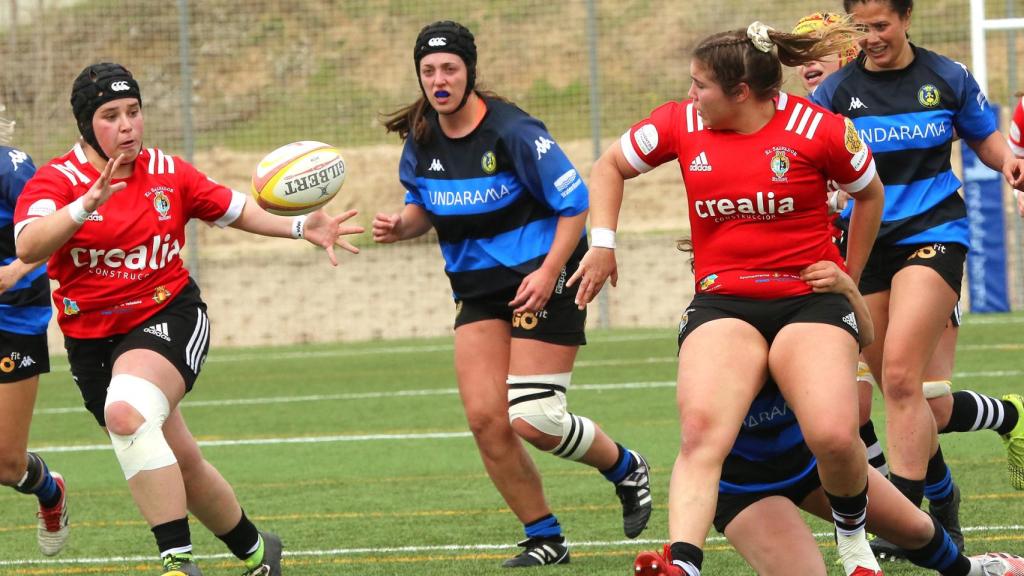 El Salvador femenino logró el ascenso con una aplastante victoria ante Las Rozas