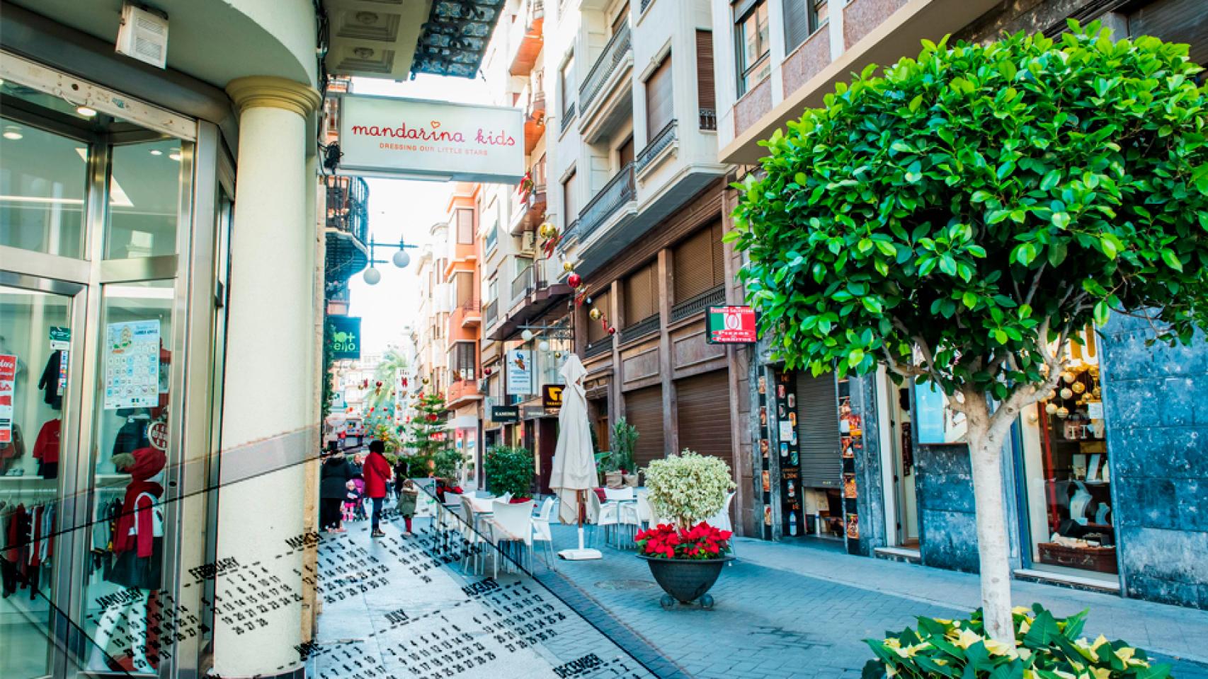Elche cambia el festivo aperturable del lunes 15 de agosto al domingo 14