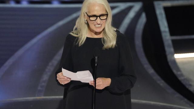 Jane Campion es la tercera mujer que gana el Oscar a la Mejor Dirección gracias a 'El poder del perro'.