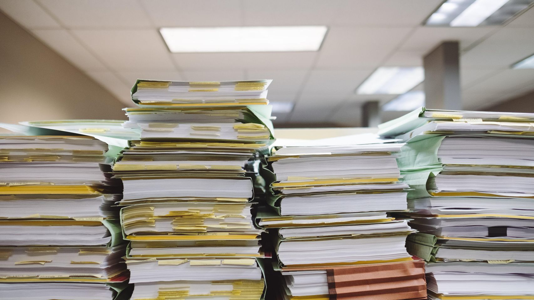 Imagen de archivo de varios procesos judiciales en la cola