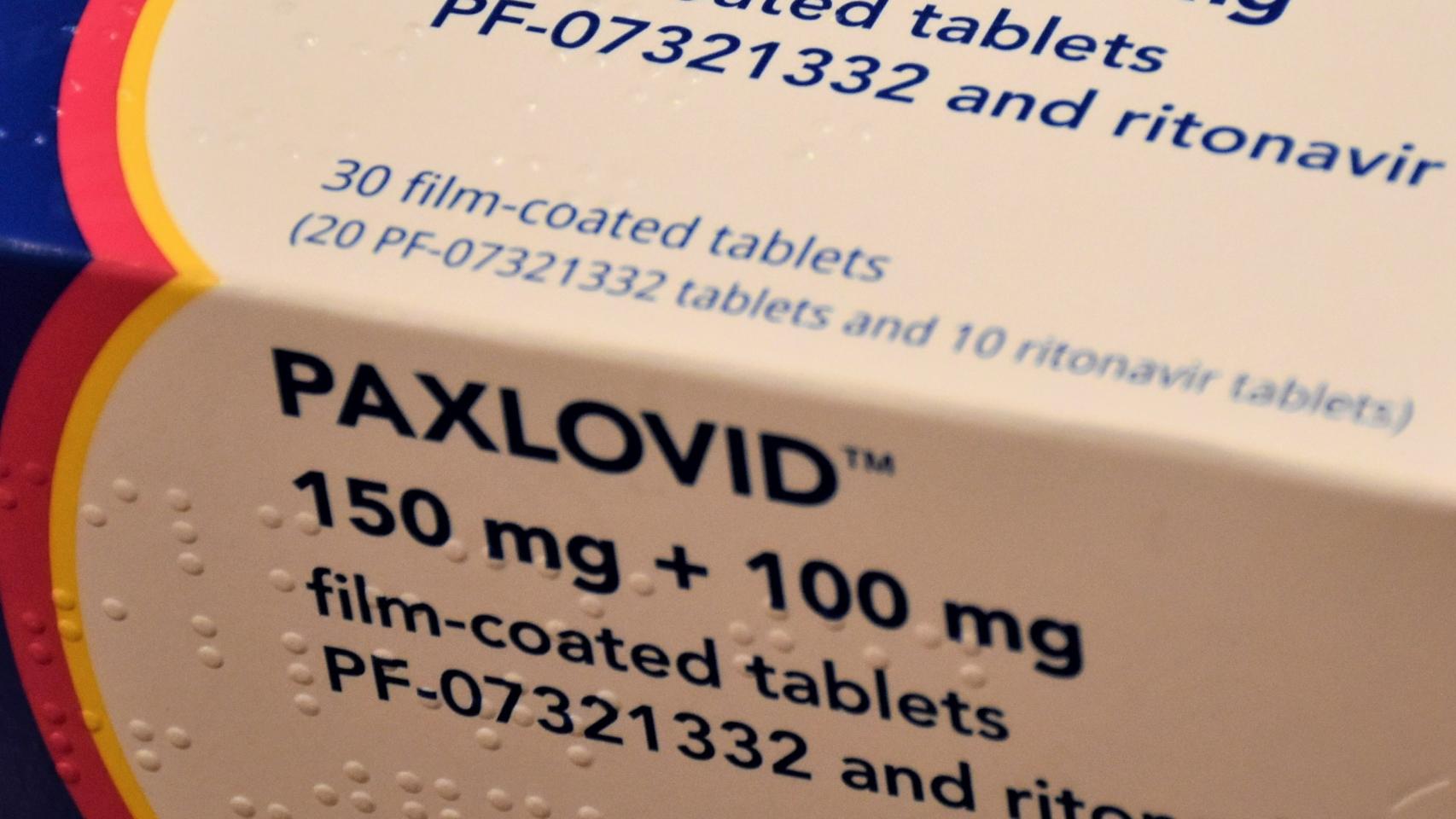 Una caja de Paxlovid.