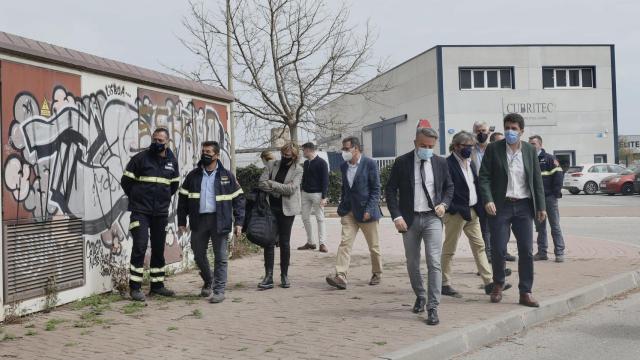 El presidente de la Diputación de Alicante, Carlos Mazón, en su visita a Jávea.