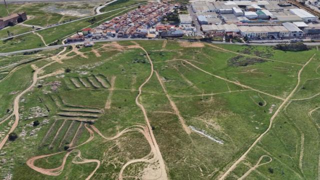 Terrenos de la futura Expo de Málaga y zona donde se localizan las nuevas naves industriales.