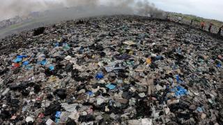 El mundo hace negocio con las basuras más lucrativas: importan los desechos útiles para producir energía