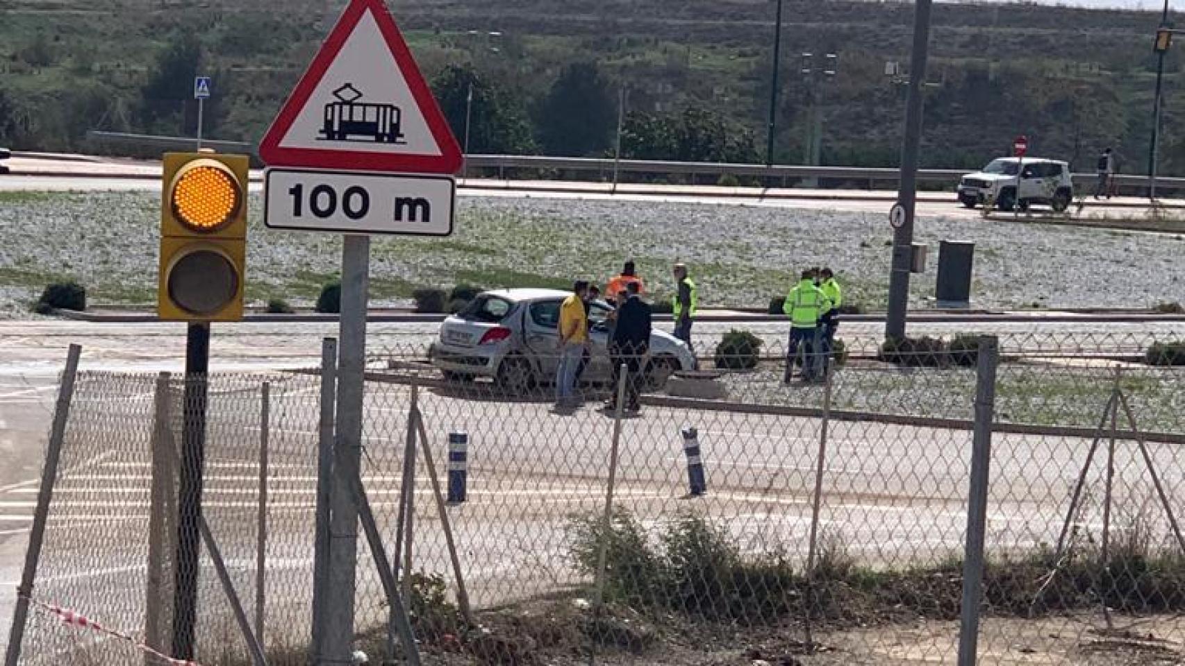 Estado en el que ha quedado el coche impactado.