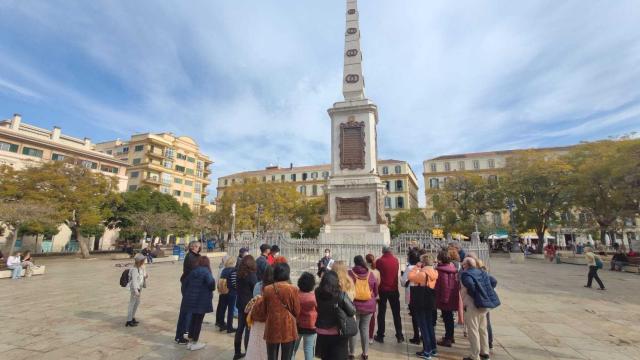 Monumento a Torrijos en la plaza de la Merced.