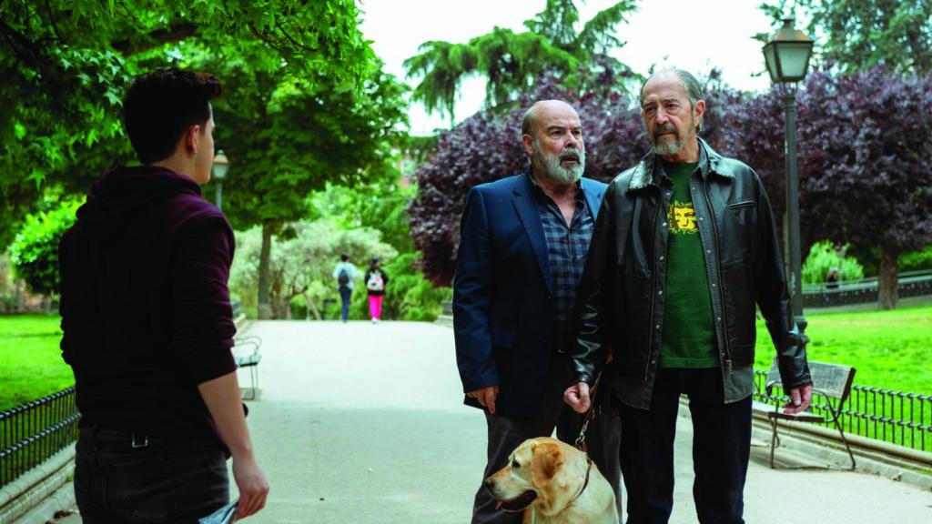 Antonio Resines y Miguel Rellán en 'Sentimos las molestias'