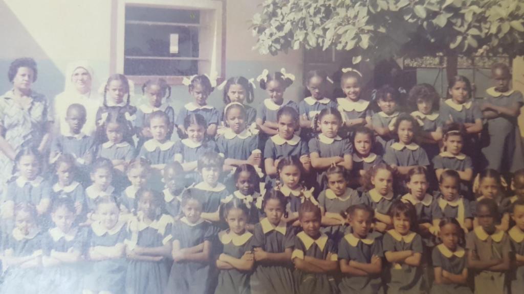 Ashwag, en el colegio con sus compañeros.