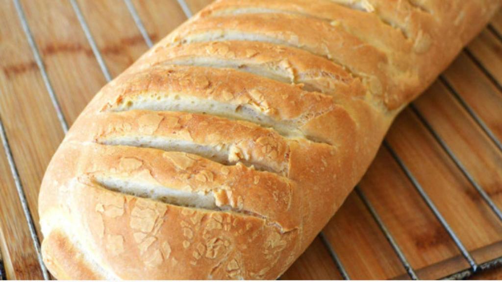 Una barra de pan de torrijas.