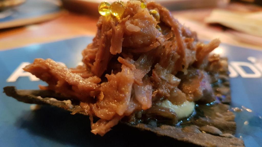 AbaniCOmodin | Tapa del bar Comodín