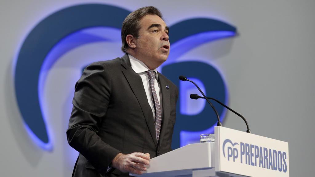 Margaritis Schinas, vicepresidente de la Comisión Europea, en el XX Congreso del PP, en Sevilla.