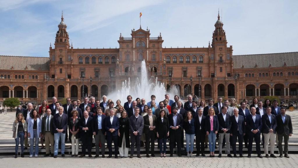 El presidente del PPCV, Carlos Mazón, valora la representación valenciana en la dirección nacional.