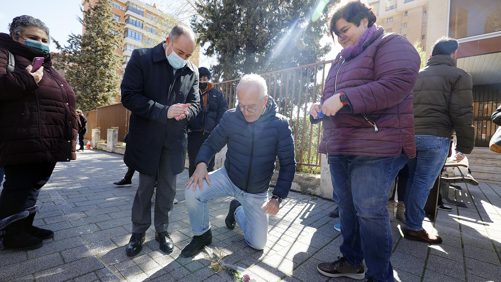 25 adoquines recuerdan en Albacete a los deportados a campos nazis