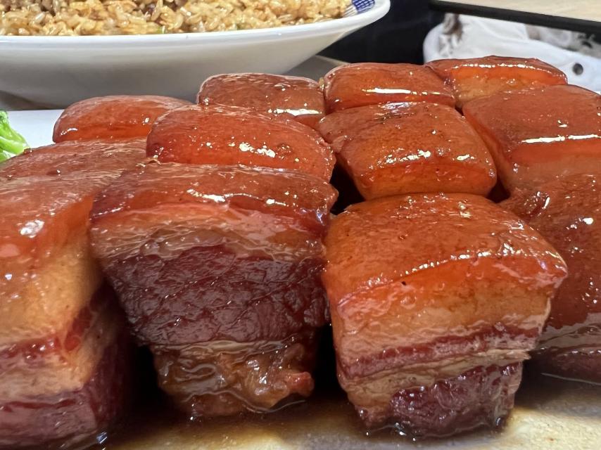 Detalle del increíble hong shao rou de Chila