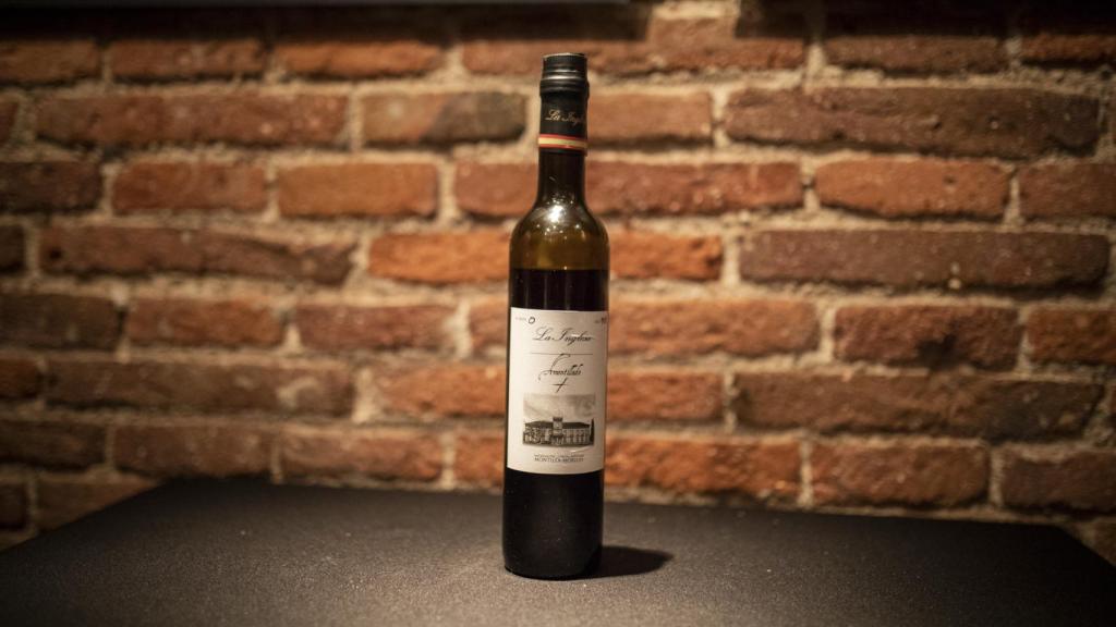 Vino 'La Inglesa' que cuenta con más de 150 años de antigüedad.