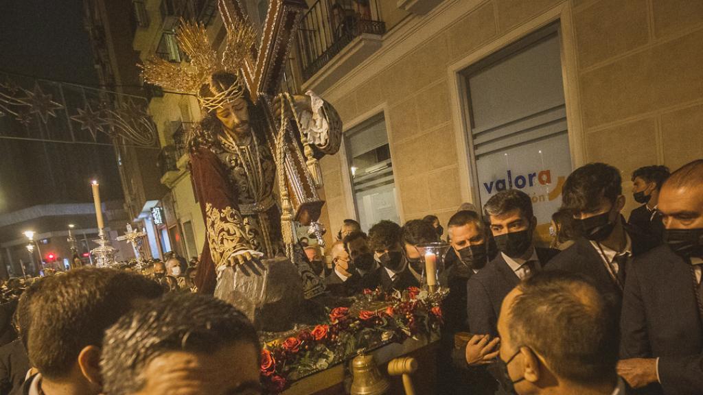 Una imagen del Chiquito volviendo de la Catedral tras la exposición de 'El verbo encarnado'.