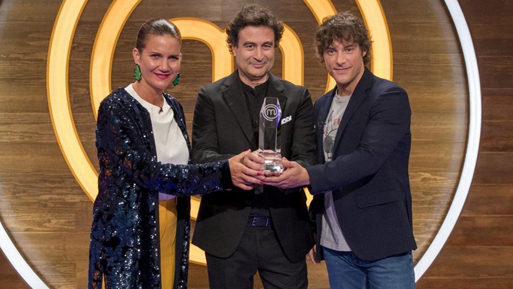 Jordi Cruz, Pepe Rodríguez Rey y Samantha Vallejo-Nágera.