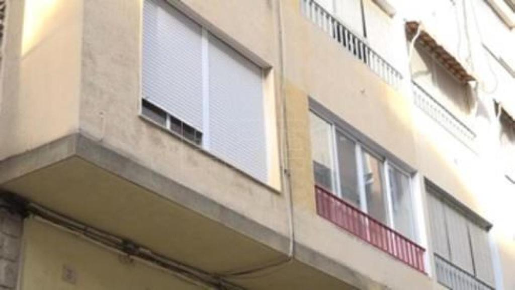 Vivienda de Sueca en la que se produjo el crimen machista. EFE