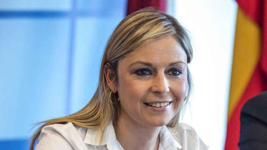 Elena de la Cruz falleció el 4 de abril de 2017.