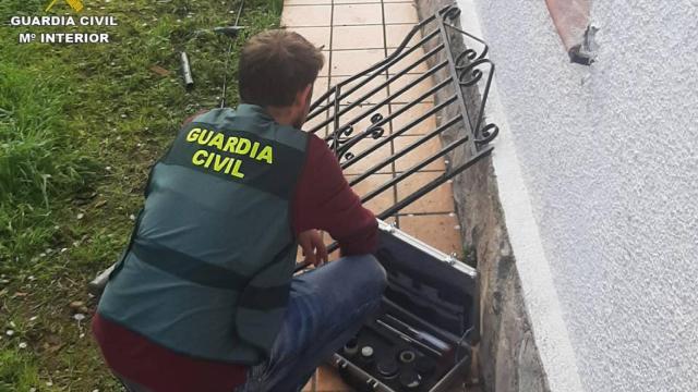 Imagen de un miembro del equipo 'Roca' de la Guardia Civil.