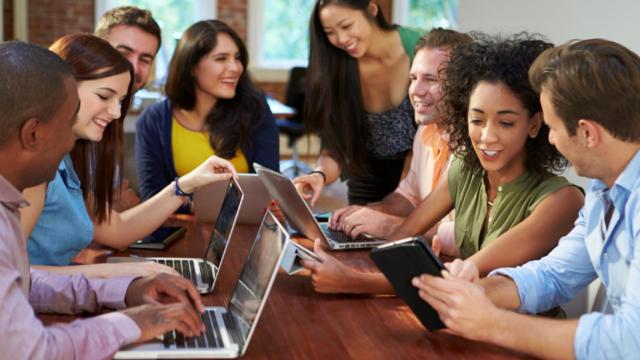 Estos son los 6 errores más comunes que cometemos los españoles al hablar inglés