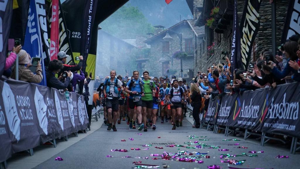 Inicio de una prueba de trail en Andorra