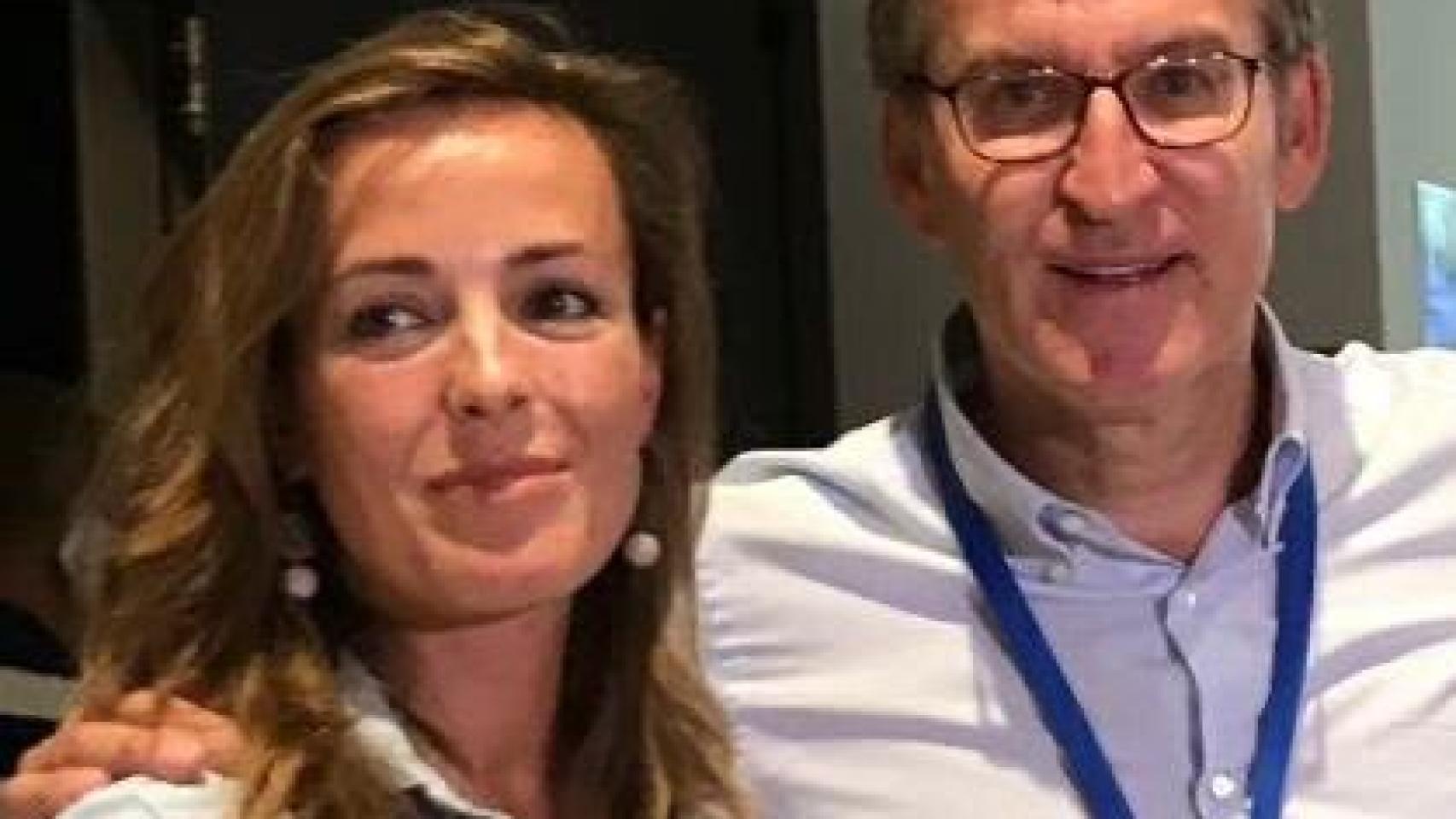 Carmen Navarro y Alberto Núñez Feijóo, en una imagen del congreso del PP en Sevilla