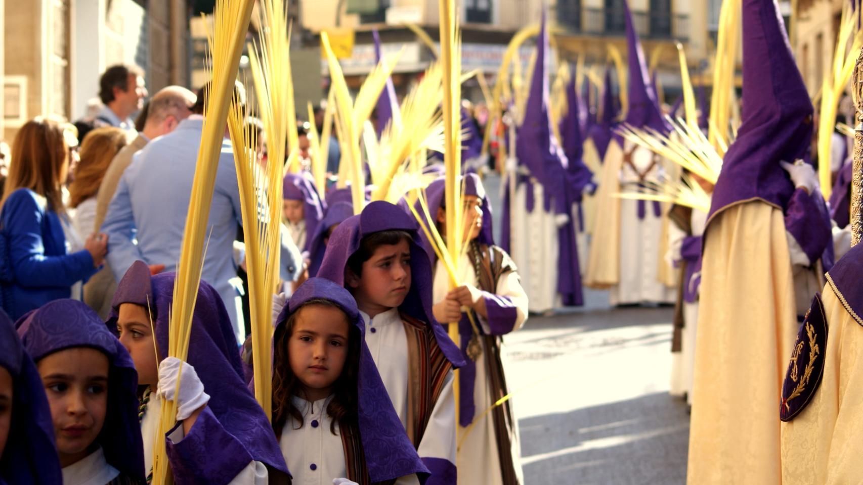Niños en la procesión de la Pollinica.