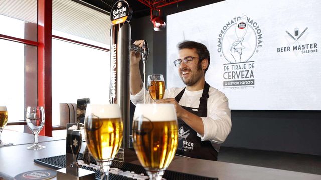 Gustavo Rey, último ganador del premio ‘Mejor tirador de cañas de Galicia