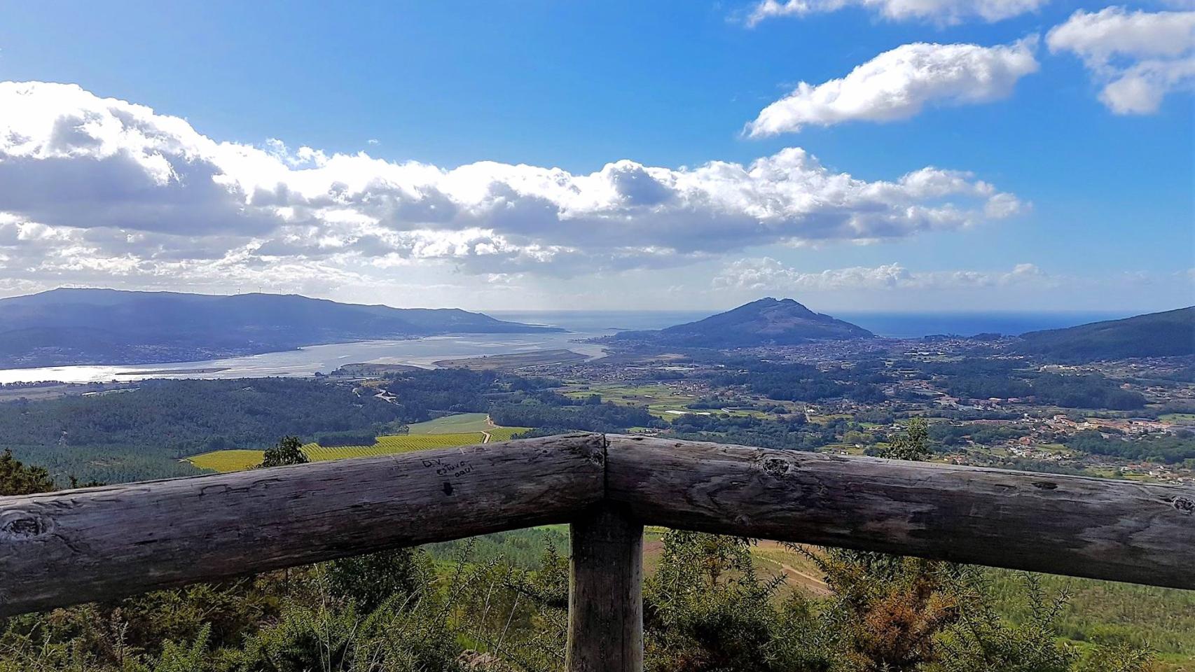 Panorámica Mirador do Niño do Corvo.