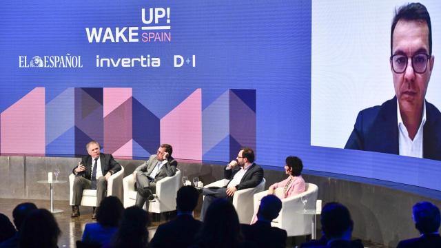 Los participantes en la mesa del PERTE Naval durante Wake Up, Spain 2022.