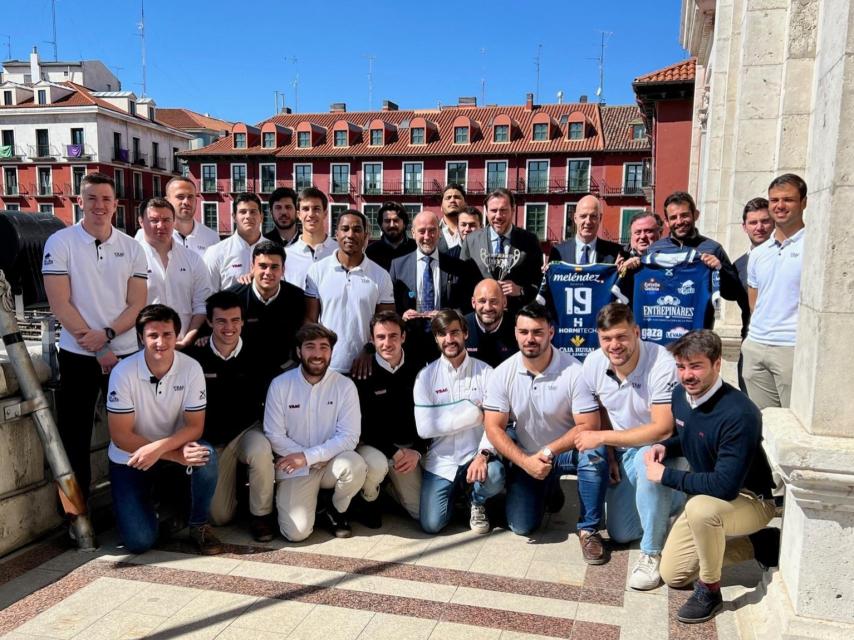 Recepción del Ayuntamiento al VRAC Quesos Entrepinares
