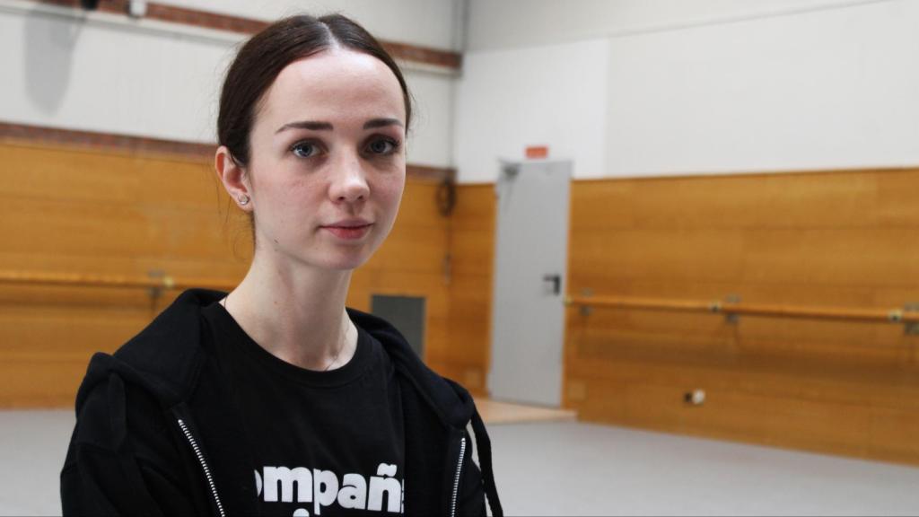 La bailarina Yelyzaveta Semenenko, tras ensayar con la CND.