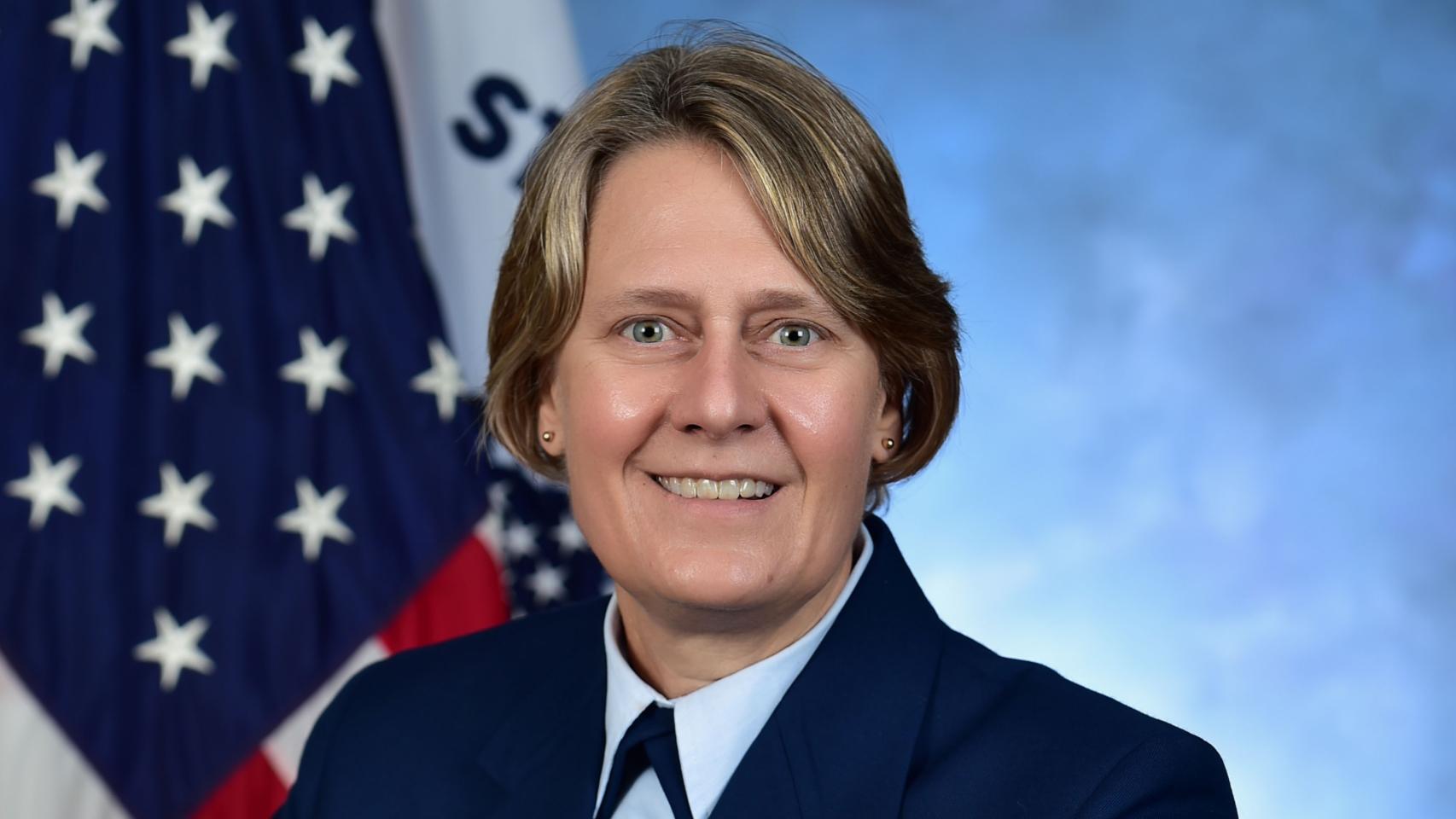 La almirante de la Guardia Costera, Linda Fagan.