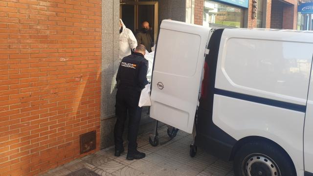 La policía en el lugar de los hechos, este martes.