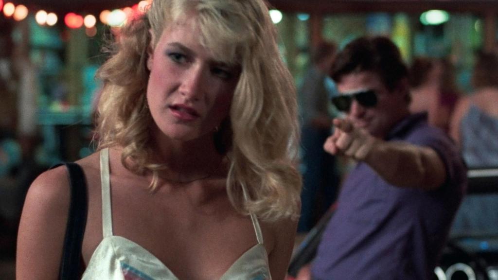 Laura Dern y Treat Williams en una escena de 'Palabras Suaves'