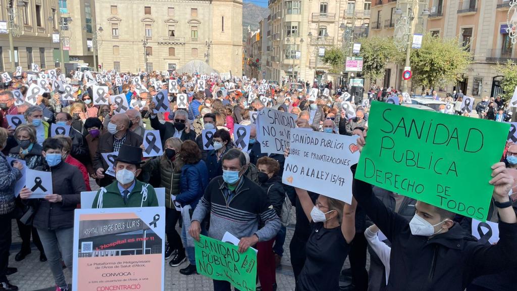 Protesta en Alcoy por las condiciones del hospital, el pasado mes de noviembre.