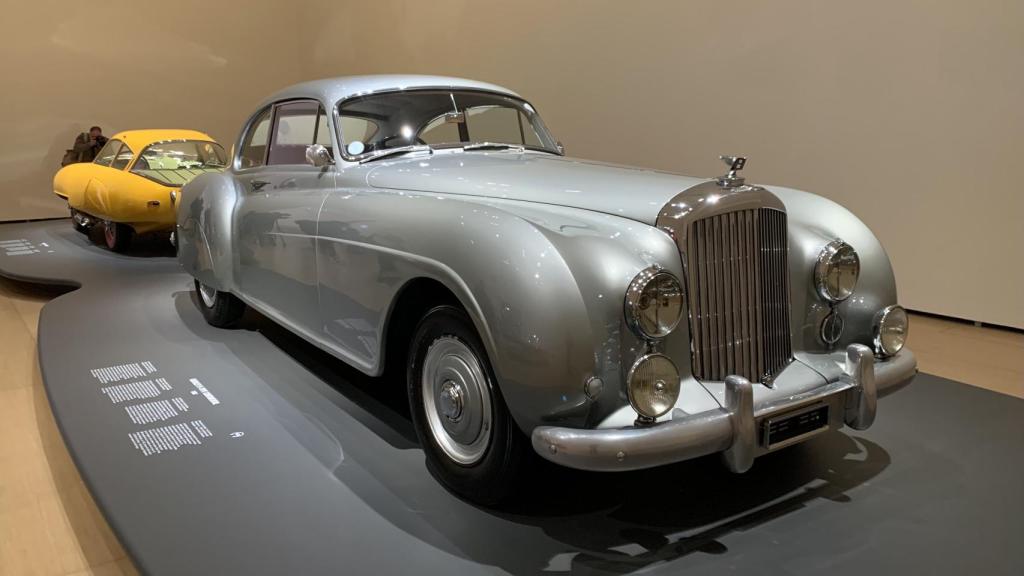 La figura del automóvil refleja la evolución de la sociedad.