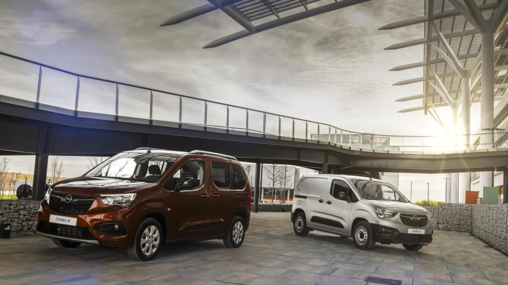 Opel cuenta con una amplia de comerciales electrificados.
