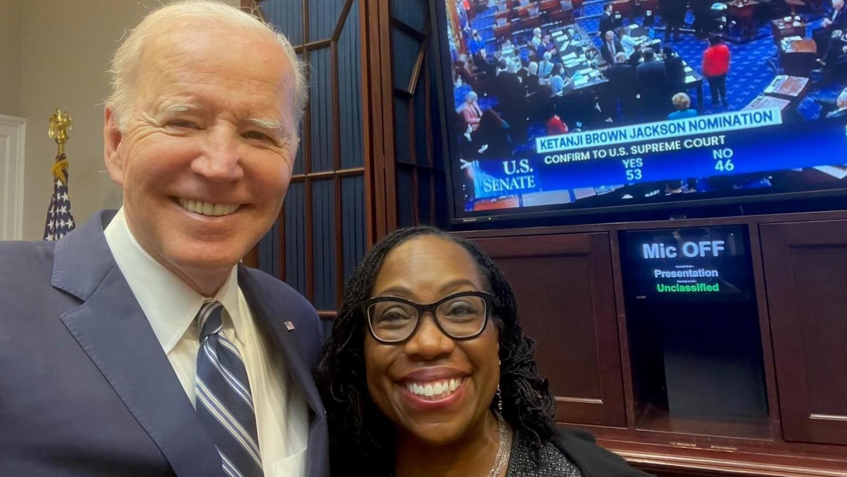 EEUU confirma el ascenso histórico de la primera mujer afroamericana para el Supremo