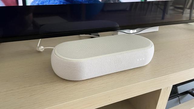 La LG QP5 Éclair es una barra de sonido realmente compacta.