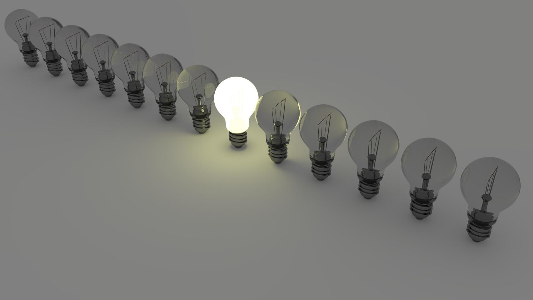 Precio de la luz hoy 8 de abril: a qué hora es más barato usar los electrodomésticos