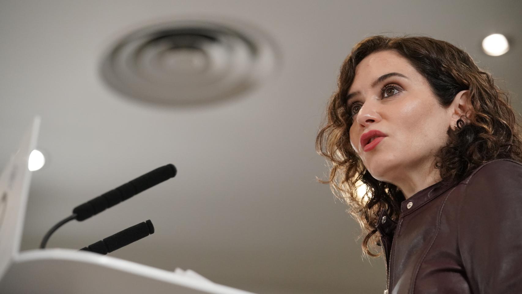 La presidenta de la Comunidad de Madrid, Isabel Díaz Ayuso, interviene en un acto con empresarios organizado por el Partido Popular del País Vasco.