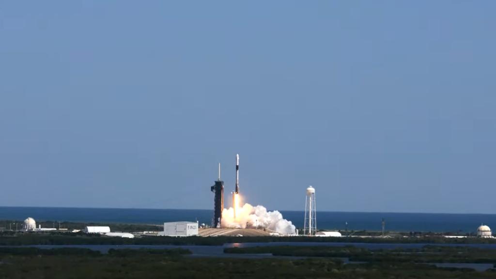 Despegue misión Ax-1