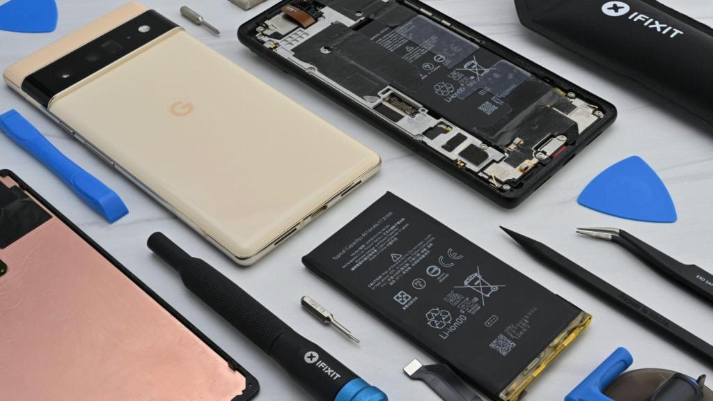 Pixel e iFixit.