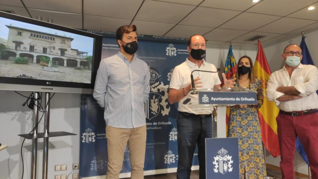 Emilio Bascuñana (PP) y José Francisco Aix (Cs), cuando se dio luz verde a la rehabilitación del Palacio Rubalcava.