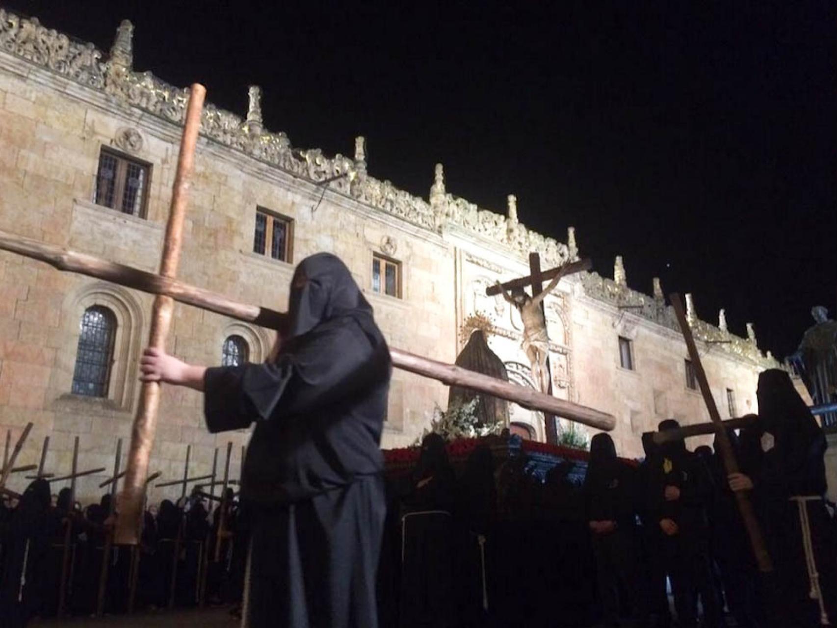Procesión de la Hermandad Universitaria de Salamanca