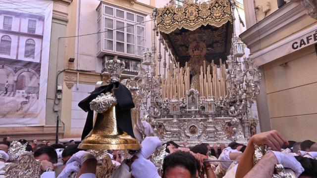 Lágrimas y Favores.